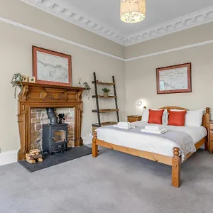 marchmont-traditional-apartment.edinburghhotelsuk.org/